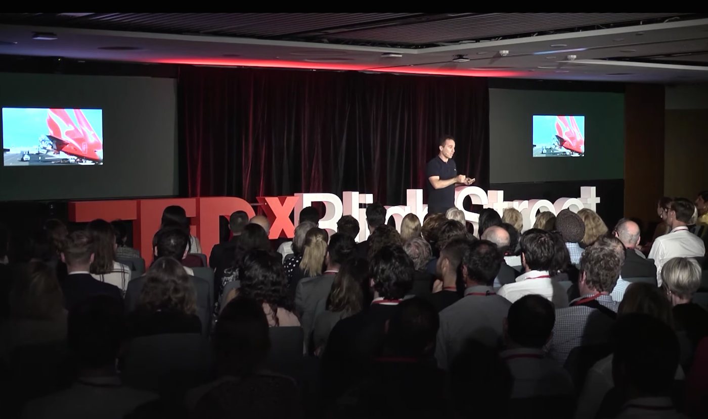 Sobre cómo el IoT masivo resuelve la Ecuación de la Sostenibilidad Intrínseca: una charla TEDx de Loïc Barancourt, CEO de Thinxtra